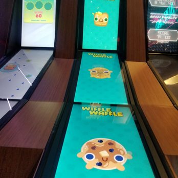 Two Bit Circus - Waffle game - Arcades Near Me - Santa Monica, California