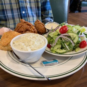 Fixins - Two-piece plate with grits and house salad - Soul Food Near Me - Detroit, Michigan