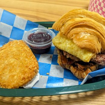 Loaf Lounge - Croissant Sandwich - Cafes Near Me - Chicago, Illinois