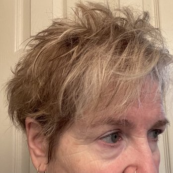 Lakeside Hair Salon - Hair Salons Near Me - Benbrook, Texas