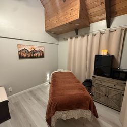 A Higher Level Of Care Massage - 10% percent off new clients 20% percent off Military,Police and Fire.Book your appointments today 909 471-4605.Ahigherlevelofcaremassage.com