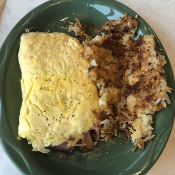 Yours Truly Restaurants - Sedona omelette - American Near Me - Solon, Ohio