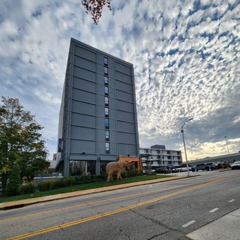 Hotel Indigo Chattanooga - Downtown - Exterior building - Hotels Near Me - Chattanooga, Tennessee Hotel Indigo Chattanooga - Downtown - Exterior building - Hotels Near Me - Chattanooga, Tennessee