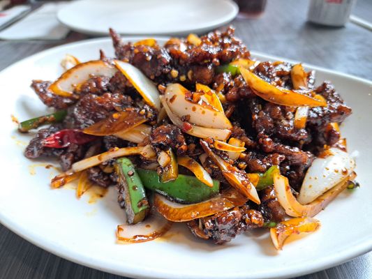 Yueh Tung Restaurant by null