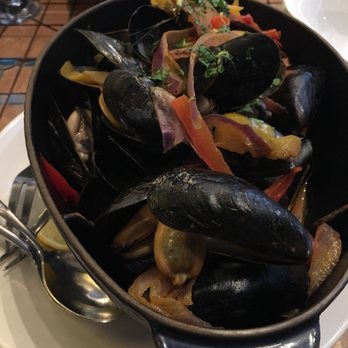 Beerbistro - Spicy red Thai mussels - Bistros Near Me - Toronto, Ontario