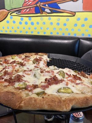 816 Pint & Slice by null