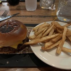 Applebee's Grill + Bar - American Standard Burger