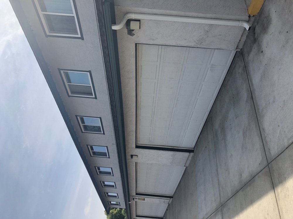 Slide of Elite Roof Services