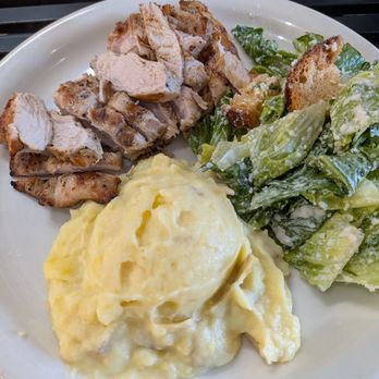 Hank’s Organic - Grilled Chicken Plate - Health Markets Near Me - Los Angeles, California