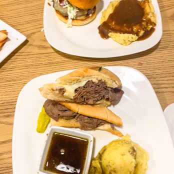 Savannah's Restaurant and Bar - Slaw barbecue burger and French dip sandwich - Bars Near Me - Cedar Hill, Missouri Savannah's Restaurant and Bar - Slaw barbecue burger and French dip sandwich - Bars Near Me - Cedar Hill, Missouri
