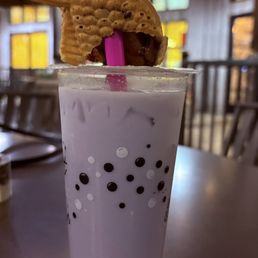 Taro milk tea and banana Nutella Taiyaki. I staged the fish.