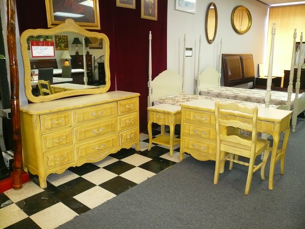 WESTCHASE RESALE Updated September 2024 124 Photos & 12 Reviews