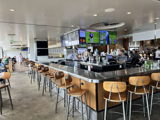 The Proud Bird | Los Angeles by null