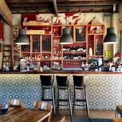 Kipling's Garage Bar - The Bar!!!