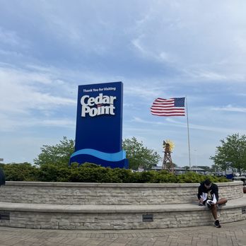 Cedar Point - Outside sign - Amusement Parks Near Me - Sandusky, Ohio