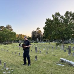 Norfolk Cemetery Tours