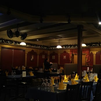 Pintu's Indian Restaurant - Interior - Indian Near Me - West Springfield, Massachusetts Pintu's Indian Restaurant - Interior - Indian Near Me - West Springfield, Massachusetts