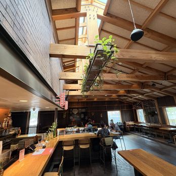 Loro Asian Smokehouse & Bar - Smokehouse Near Me - Austin, Texas