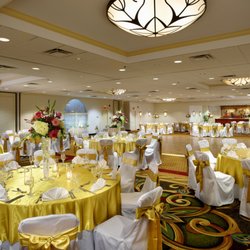 Clinton Inn Hotel & Event Center - Clinton Inn Hotel and Event Center Seated Reception