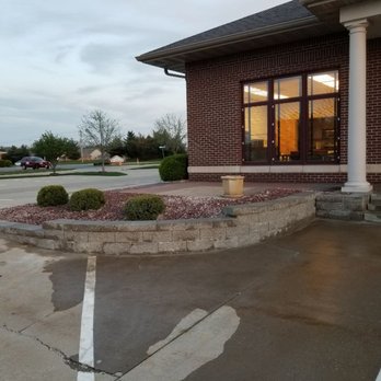 Stripes Outdoors - After - Snow Removal Near Me - O'Fallon, Illinois