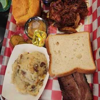 Lassos Chicken & Barbecue - Ribs, pulled pork, corn bread, mashed potatoes. - Barbeque Near Me - Hamburg, New York