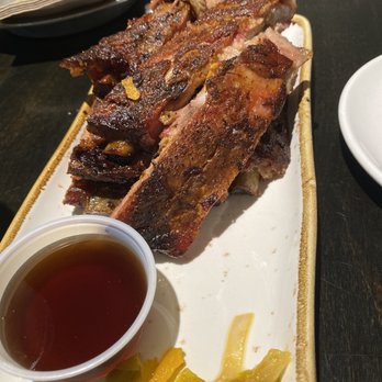 Barrel & Boar Creekside - Barbeque Near Me - Gahanna, Ohio