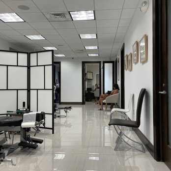 Lux Lifestyle Chiropractic - Chiropractors Near Me - Coral Gables, Florida Lux Lifestyle Chiropractic - Chiropractors Near Me - Coral Gables, Florida