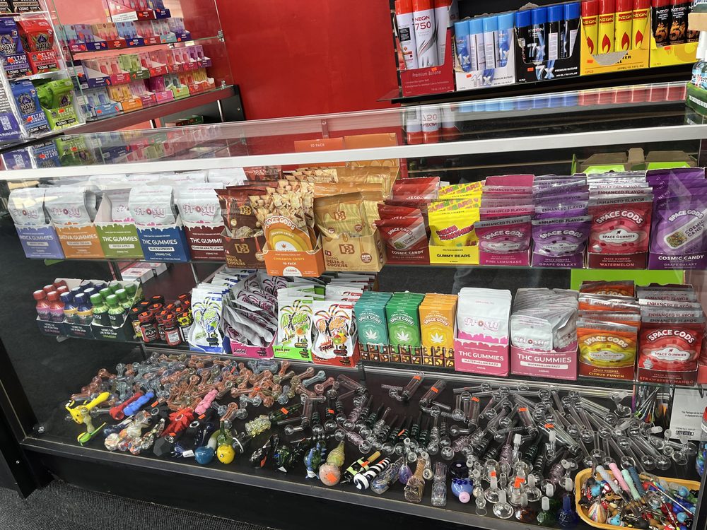 MO’S LA SMOKE SHOP 2212 Memorial Dr, Alexandria, Louisiana Tobacco