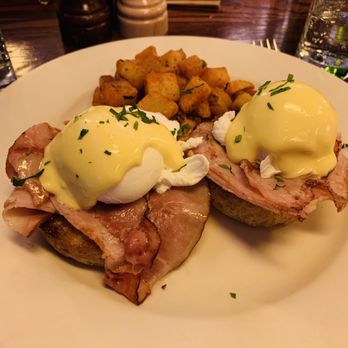 The Smith - The Smith Eggs Benedict - New American Near Me - New York, New York The Smith - The Smith Eggs Benedict - New American Near Me - New York, New York