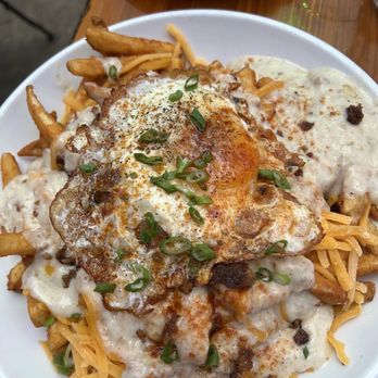 Arnolds Bar & Grill - Cincy Poutine - Pubs Near Me - Cincinnati, Ohio