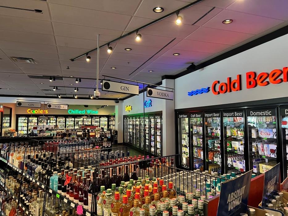 BRANDT’S CREEK LIQUOR STORE 45 Photos 1940 Kane Road, Kelowna, British Columbia Beer, Wine