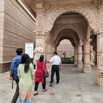 BAPS Swaminarayan Akshardham - Hindu Temples Near Me - Robbinsville, New Jersey
