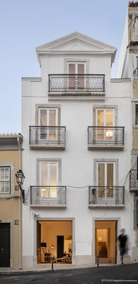 The Late Birds Lisbon by null