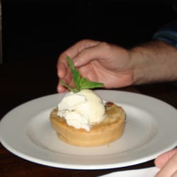 Apple and caramel crumble with ice cream and mint - definitely recommeded!