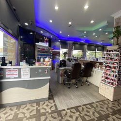 StarNailsBar - 3/30 in font off nail salon