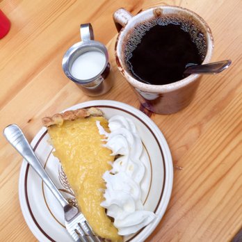 The Crane and Robin - Lemon tart - Seafood Near Me - Galiano Island, British Columbia The Crane and Robin - Lemon tart - Seafood Near Me - Galiano Island, British Columbia