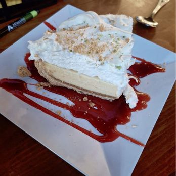 Fiddlers - Key lime pie! - Seafood Near Me - St. Simons, Georgia