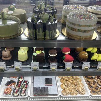 IL Fornaio Bakery - Realistic Fruit Desserts - Bakeries Near Me - Astoria, New York IL Fornaio Bakery - Realistic Fruit Desserts - Bakeries Near Me - Astoria, New York
