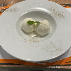Larruzz - Coconut ice cream