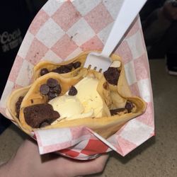 Crepe with vanilla ice cream and brownie