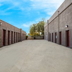 StorQuest Self Storage