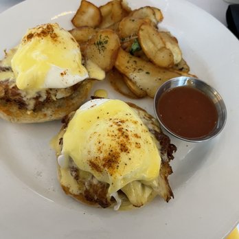 Bistro Eleven - Crab Benedict - New American Near Me - Hagerstown, Maryland Bistro Eleven - Crab Benedict - New American Near Me - Hagerstown, Maryland