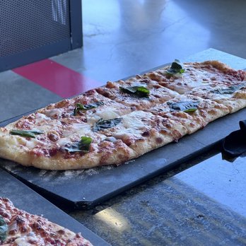Topgolf - Flatbread - Golf Near Me - San Jose, California Topgolf - Flatbread - Golf Near Me - San Jose, California