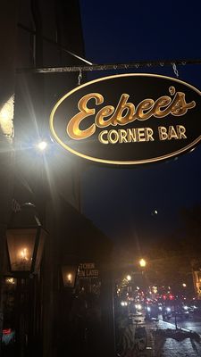 Eebee's Corner Bar by null
