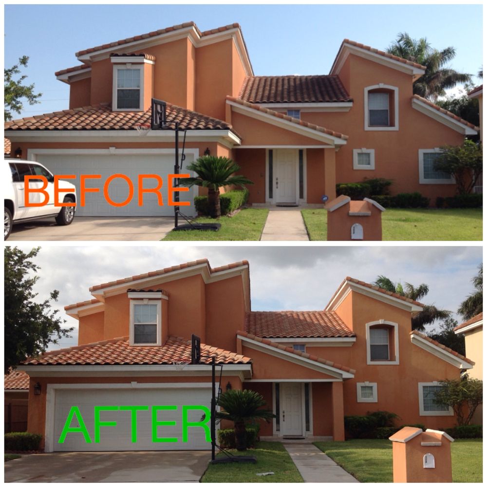 Slide of Hidalgo Roof and Exterior Softwash