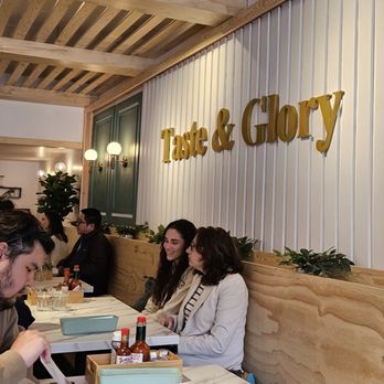 Taste & Glory - Other customers brunching - Breakfast & Brunch Near Me - San Mateo, California Taste & Glory - Other customers brunching - Breakfast & Brunch Near Me - San Mateo, California