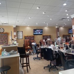 New Nails - As you can see they don't even have customers. I'm the only one here and they had the nerve to treat me like crap