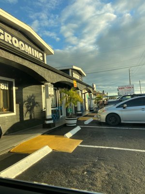 Crackers Island Grille by null
