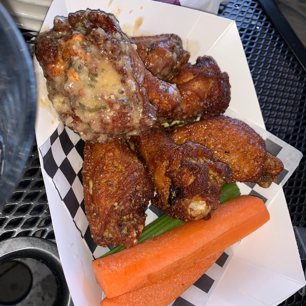 Juniors' - Lemon Pepper and Garlic Parm wings - American Near Me - Tracy, California Juniors' - Lemon Pepper and Garlic Parm wings - American Near Me - Tracy, California