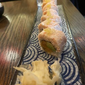 Hamachi 34 - Snow White Roll - Japanese Near Me - New York, New York Hamachi 34 - Snow White Roll - Japanese Near Me - New York, New York